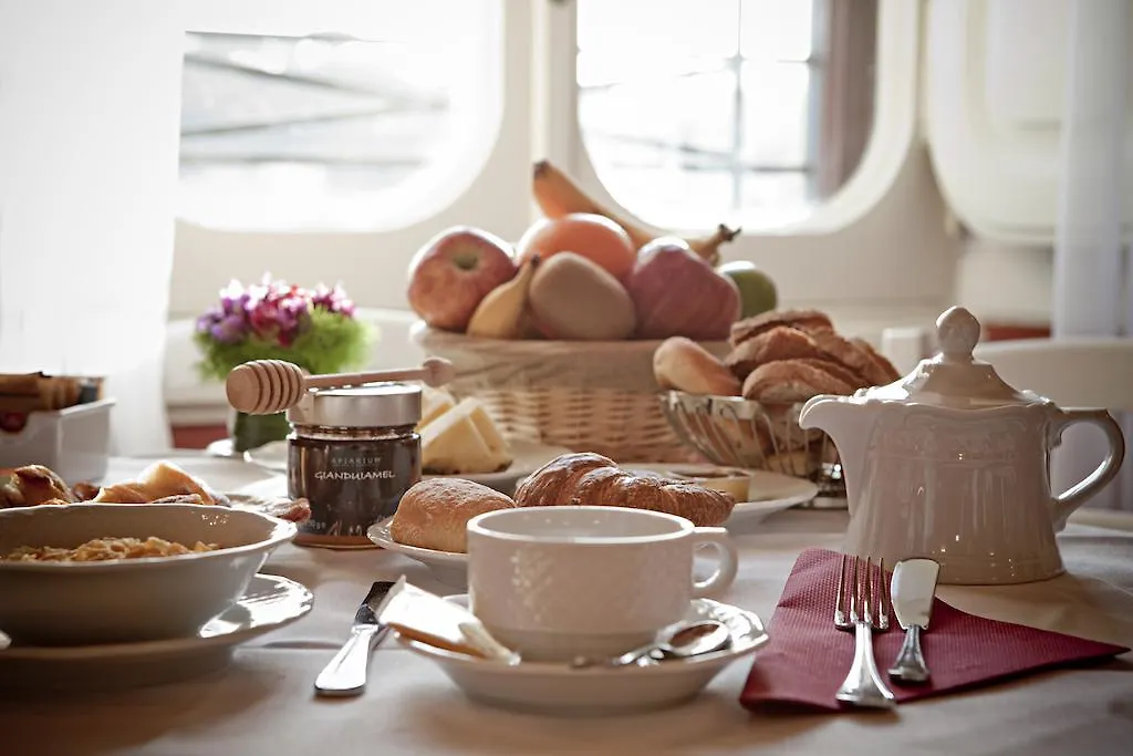 Navona Queen Rooftop Рим