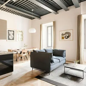 Sonder By Marriott Bonvoy Barberini Piazza Barberini מלון דירות