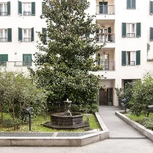 Отель Royal Suites 