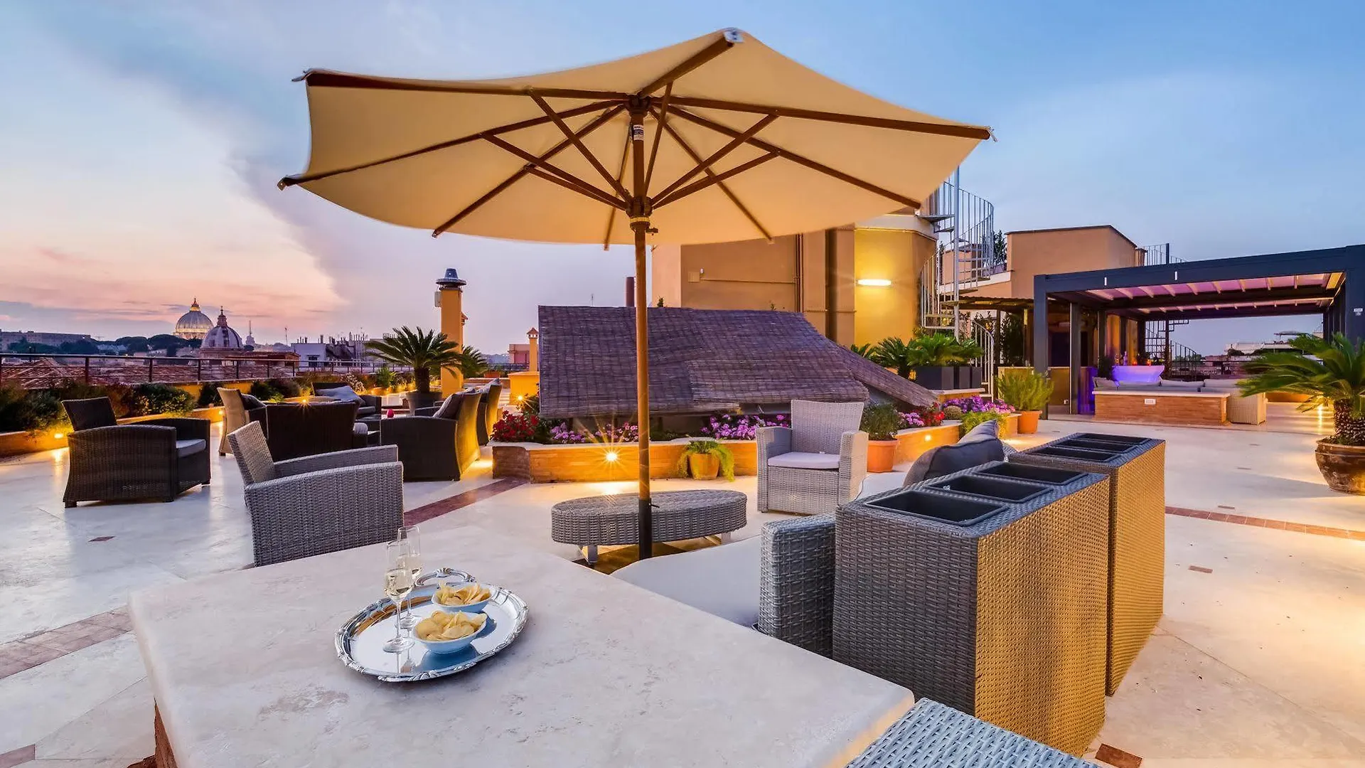 Navona Queen Rooftop Rom Gasthof